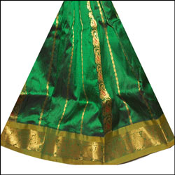 Click here for more on Green Color Pattu Parikine with Blouse SNT-7 (unstitched)