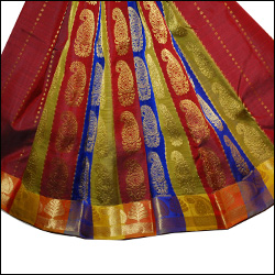 Click here for more on Multicolor Pattu parikini SPP-31 (unstitched)
