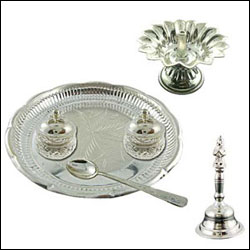 Click here for more on POOJA HAMPER - SJPMC-935