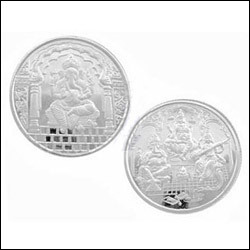 Click here for more on GANESH SILVER HAMPER -JPG010
