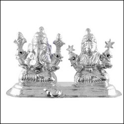 Click here for more on LAXMI GANESH IDOL -JPHSS-002