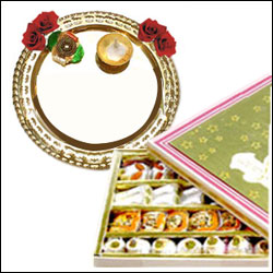 Click here for more on Ganesh Poojathali Hamper 10
