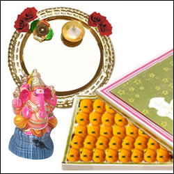 Click here for more on Ganesh Poojathali Hamper 1