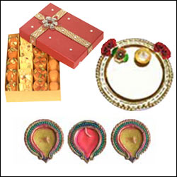 Click here for more on Special Diwali Pooja Thali - 7
