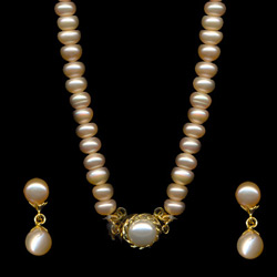 Click here for more on Peach Colour Pearl Set (12200)