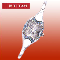 Click here for more on'Titan Raga Flora Watch - 9762SM01'
