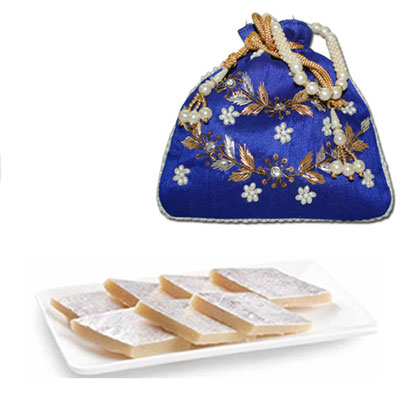 Click here for more on Gift Hamper - code RSG07