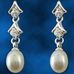 Click here for more on PEARL TOPS - HONEY(JPPT 002)